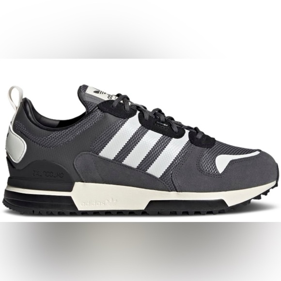 。 Adidas ZX 700 HD